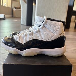 Jordan 11 Retro Nike men's shoes